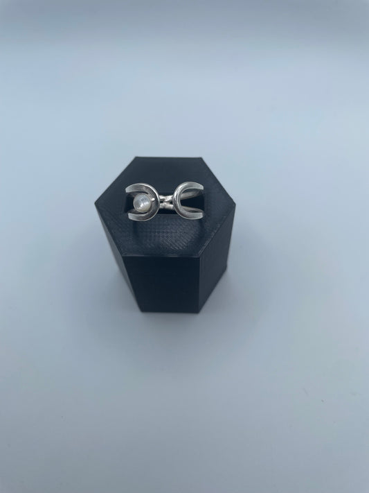 Celestial Crescent Ring – Moonstone & Argentium Silver (Size 7)