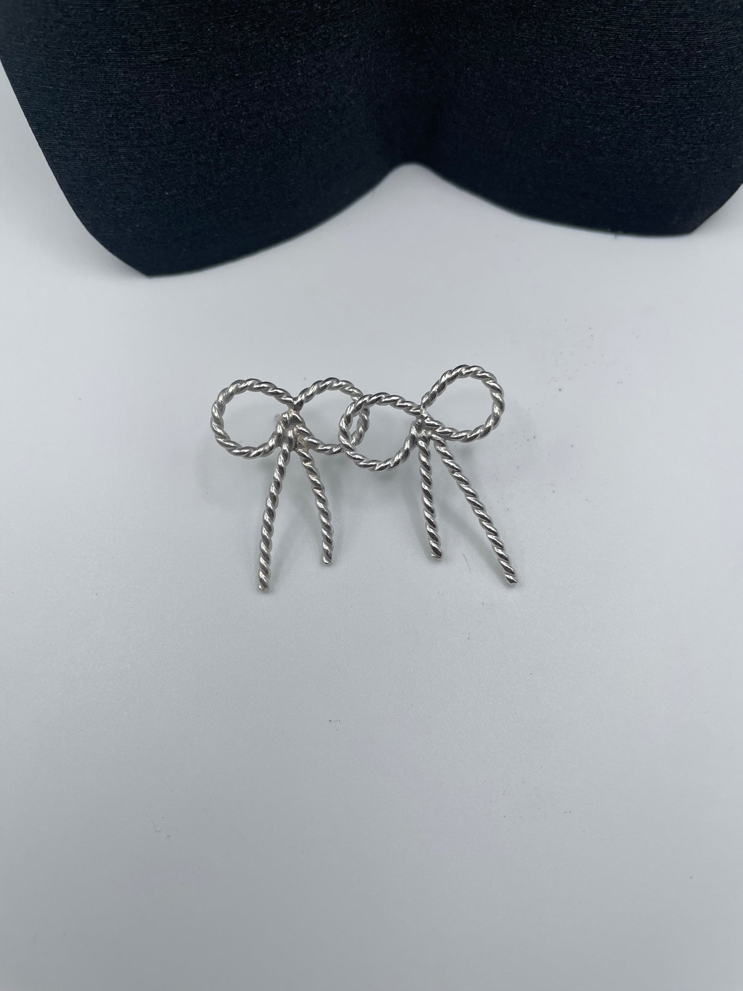 Bow Earrings, Small