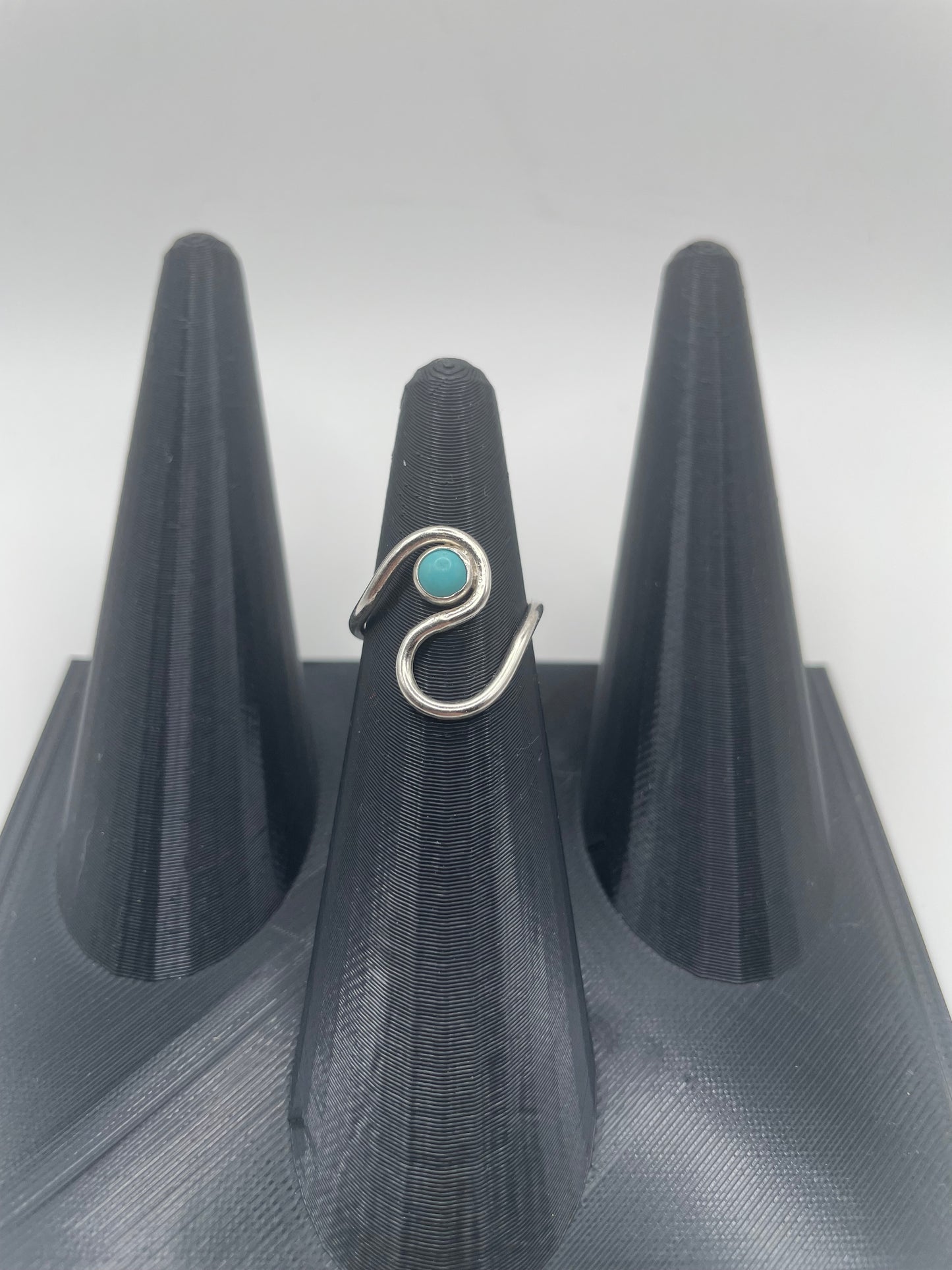 “The Teardrop” – Turquoise & Silver Ring (Size 6)