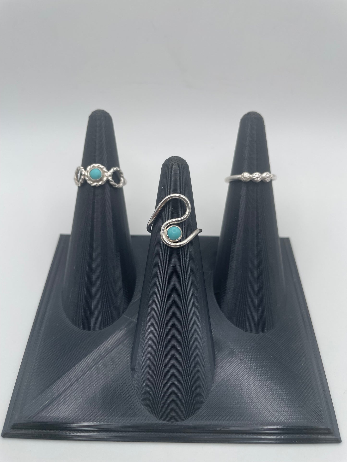 “The Teardrop” – Turquoise & Silver Ring (Size 6)