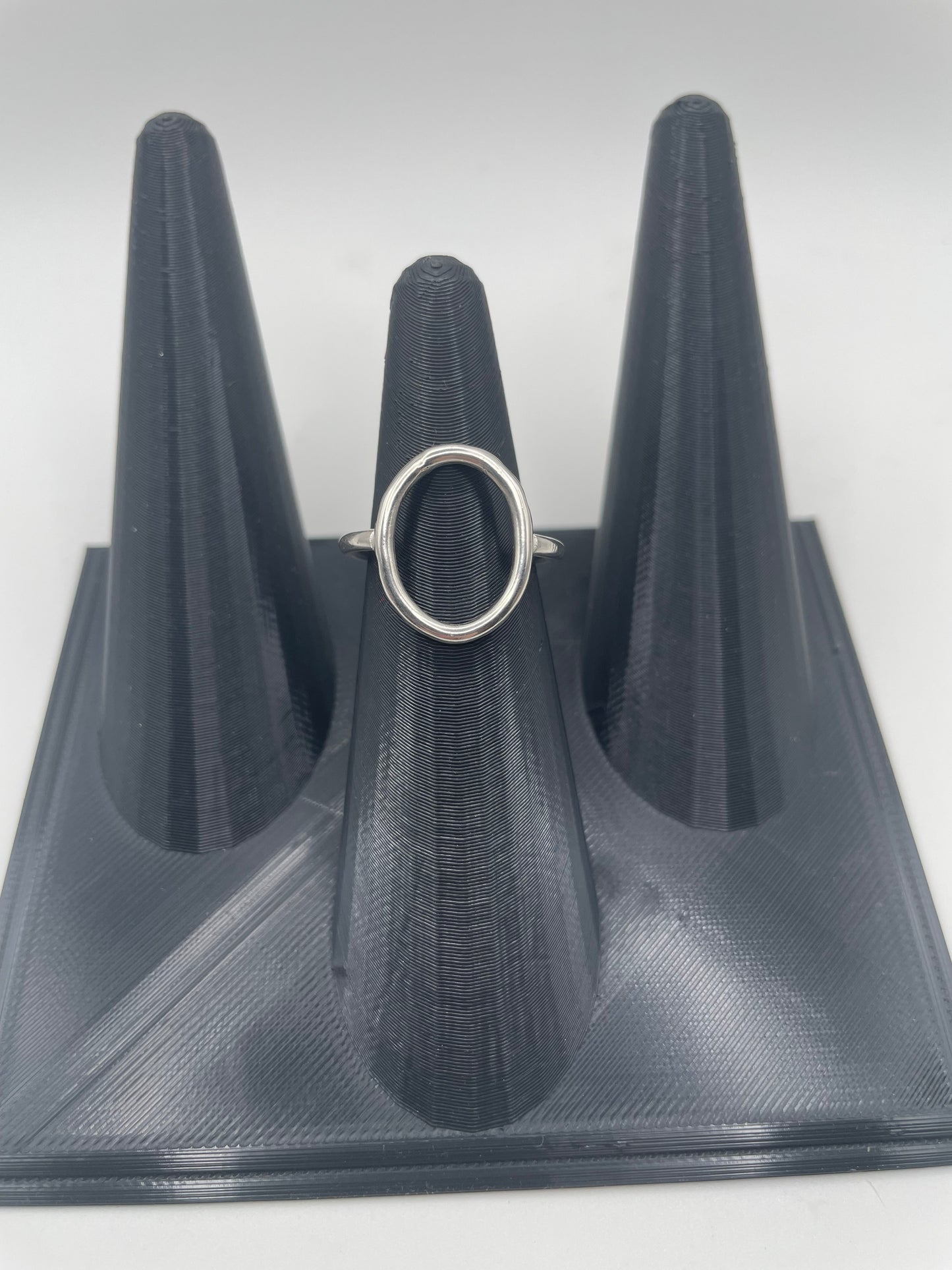 Open Oval Ring, Size 7.5