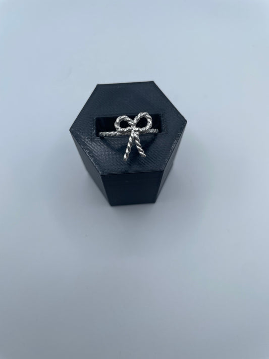 Bow Ring