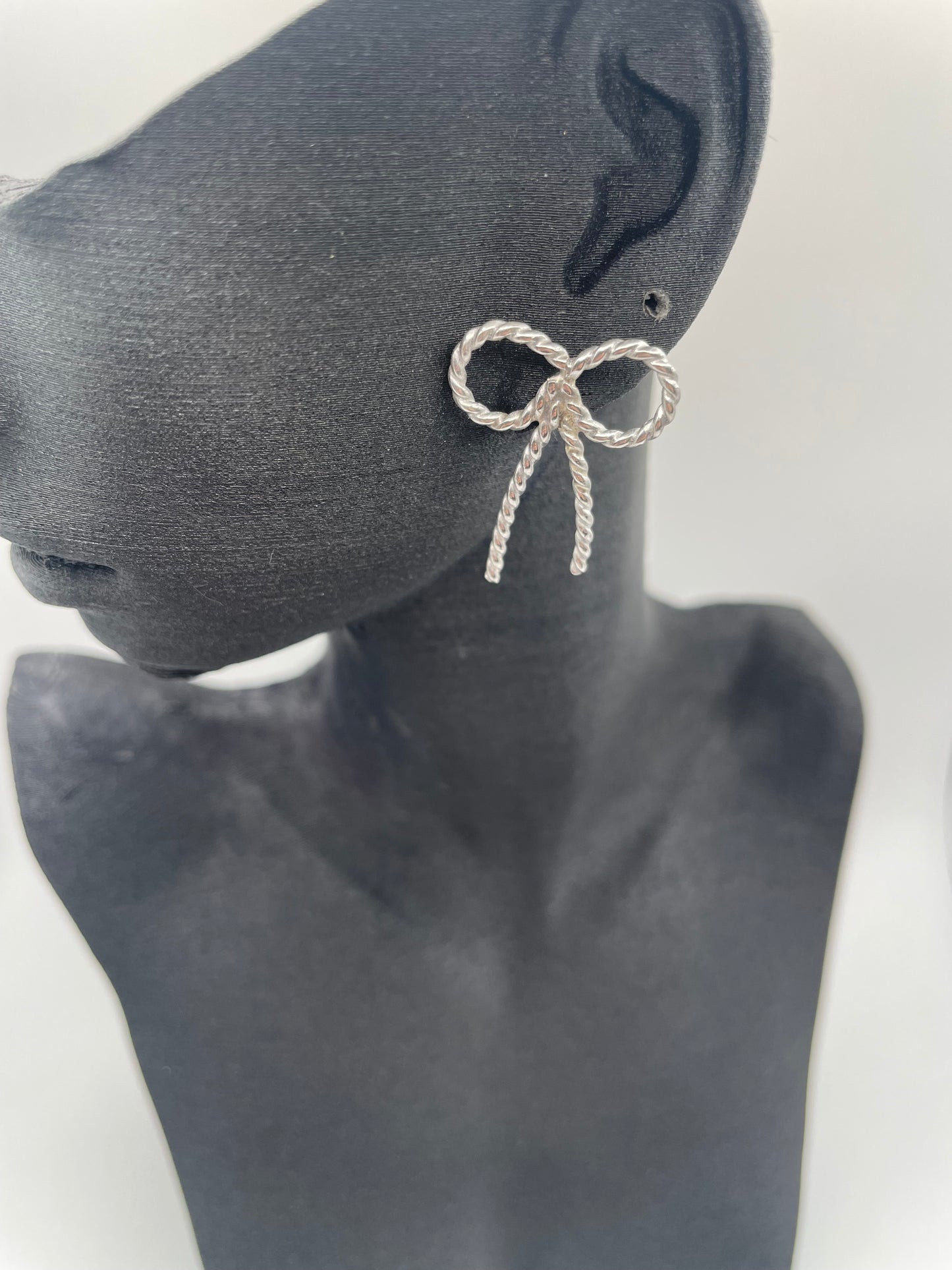Bow Earrings, Small
