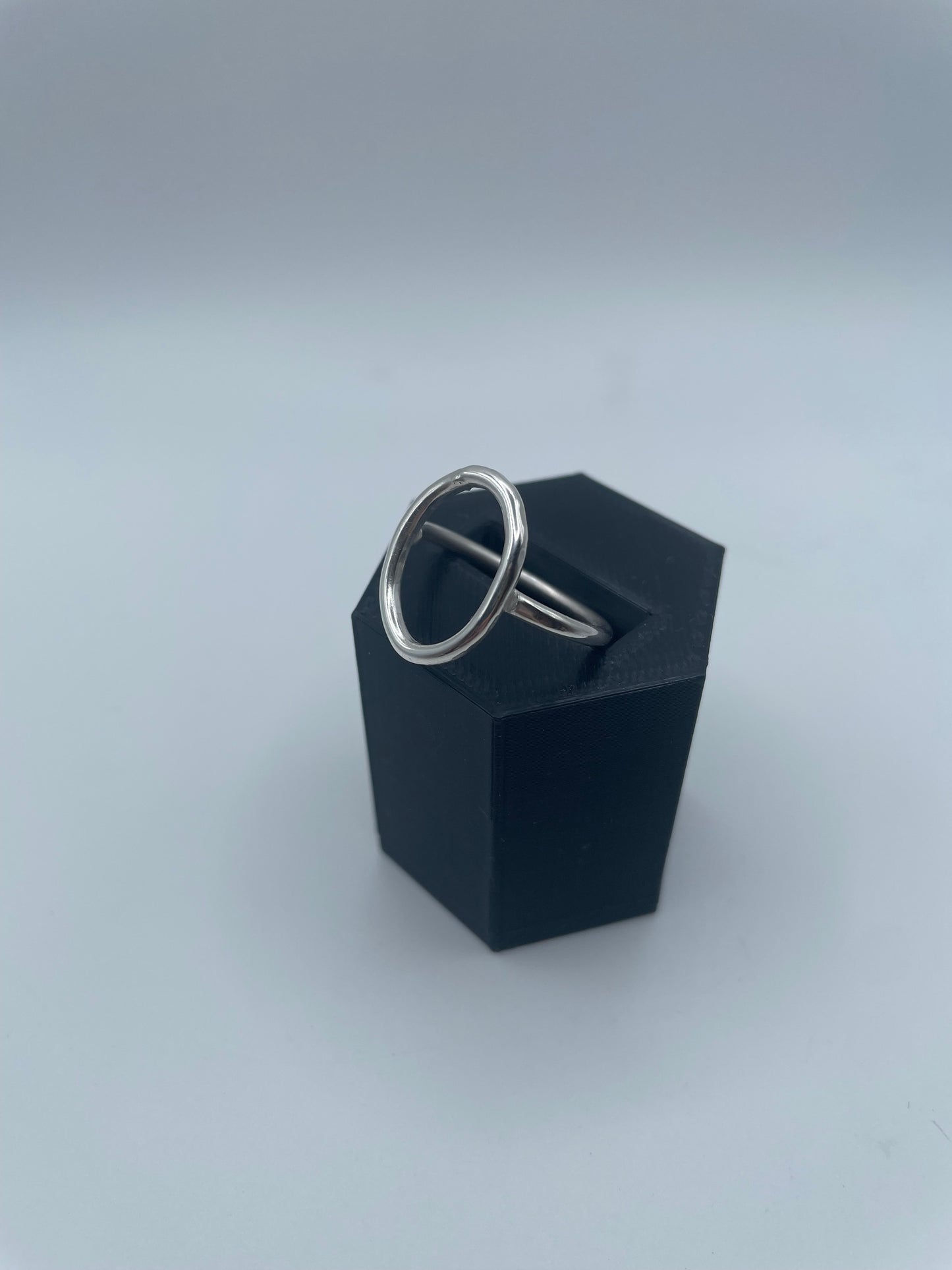 Open Oval Ring, Size 7.5