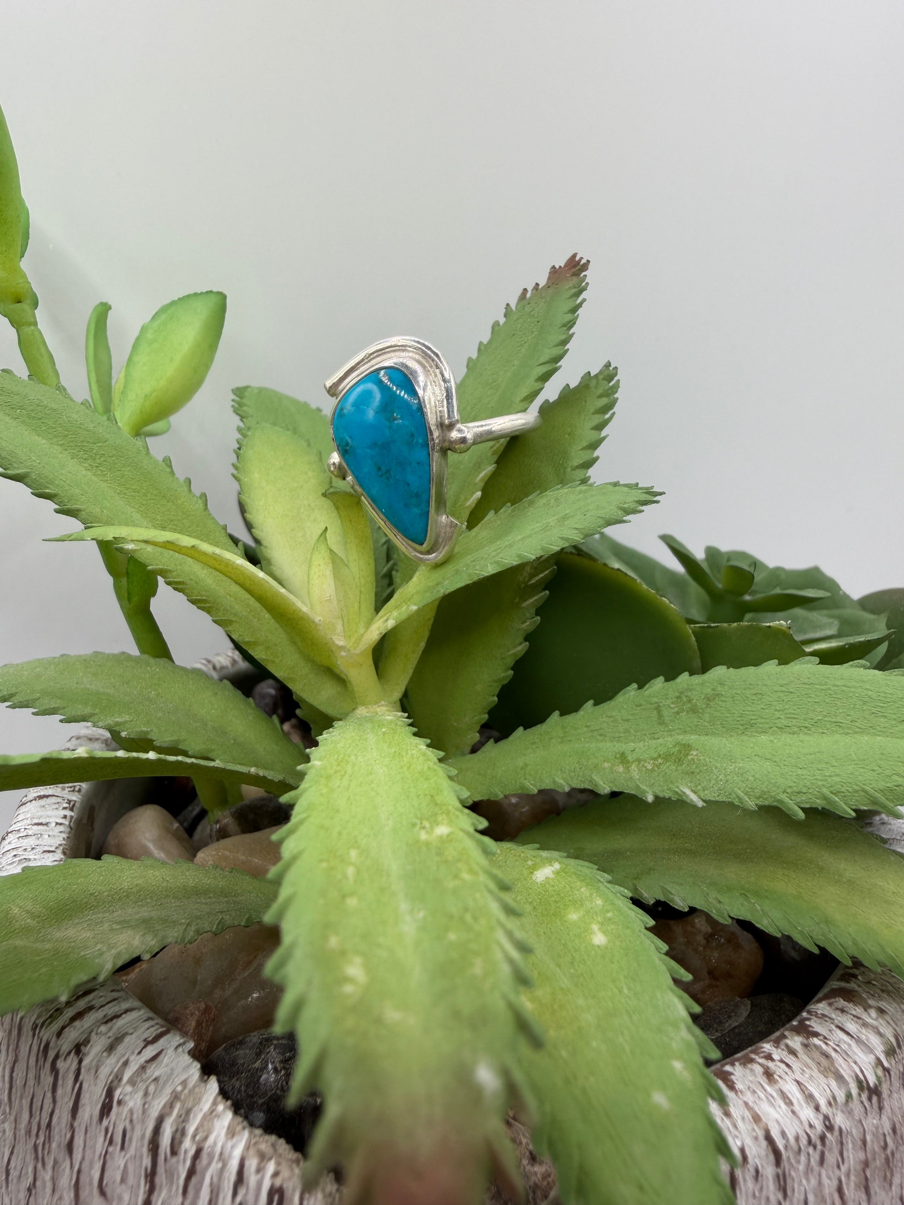 Blue Mohave Turquoise Ring, Size 6.5
