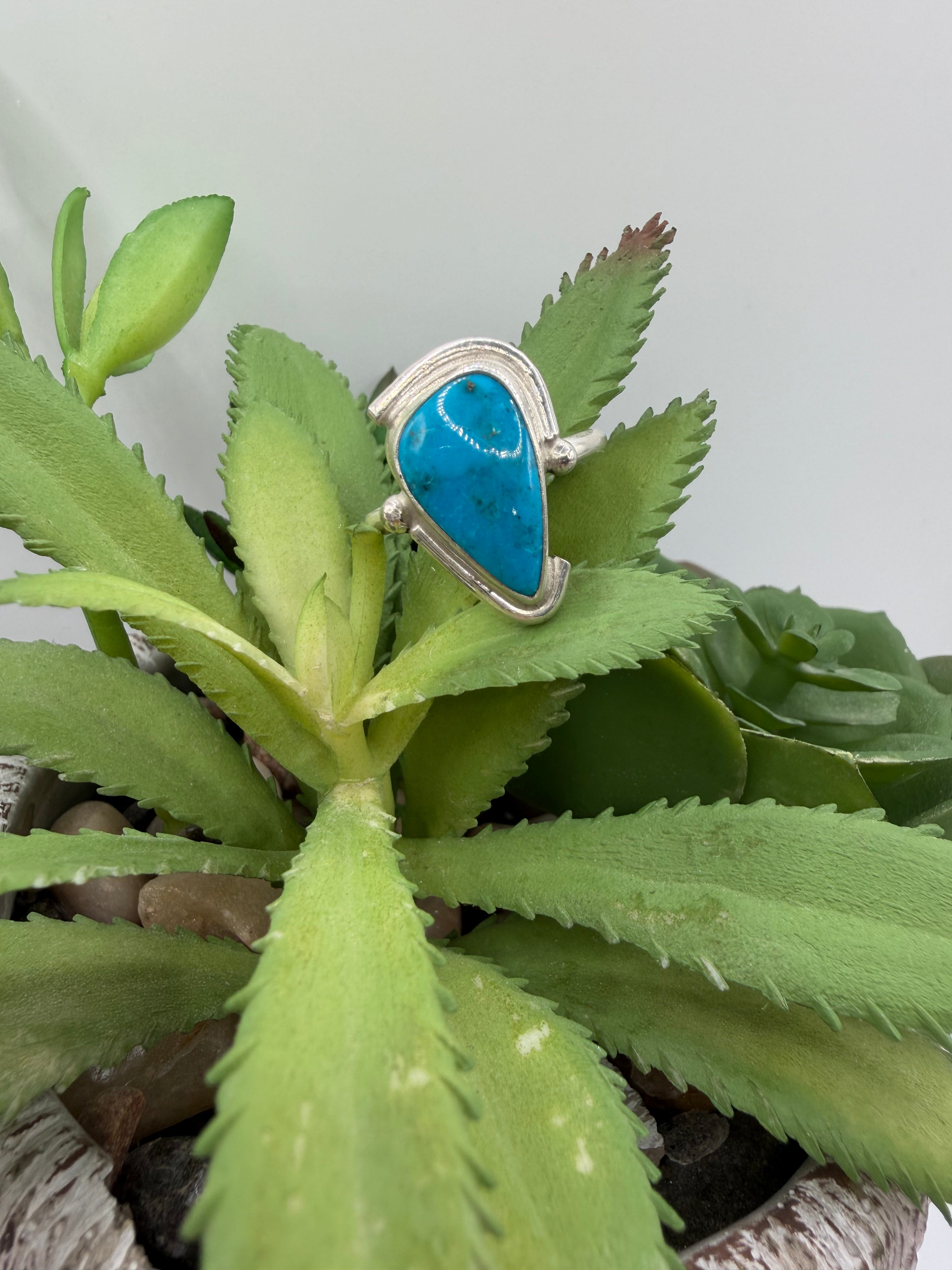 Blue Mohave Turquoise Ring, Size 6.5