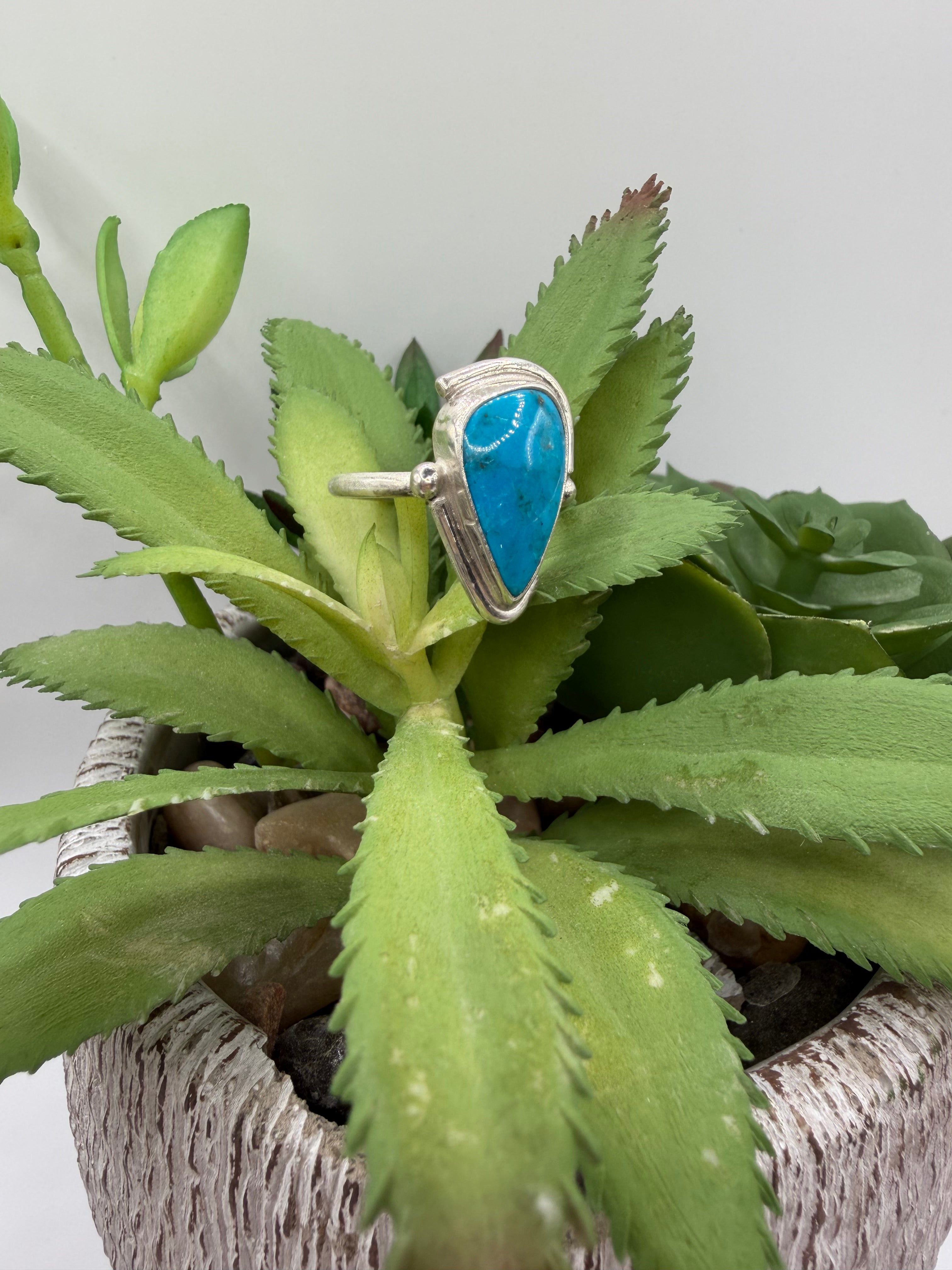 Blue Mohave Turquoise Ring, Size 6.5